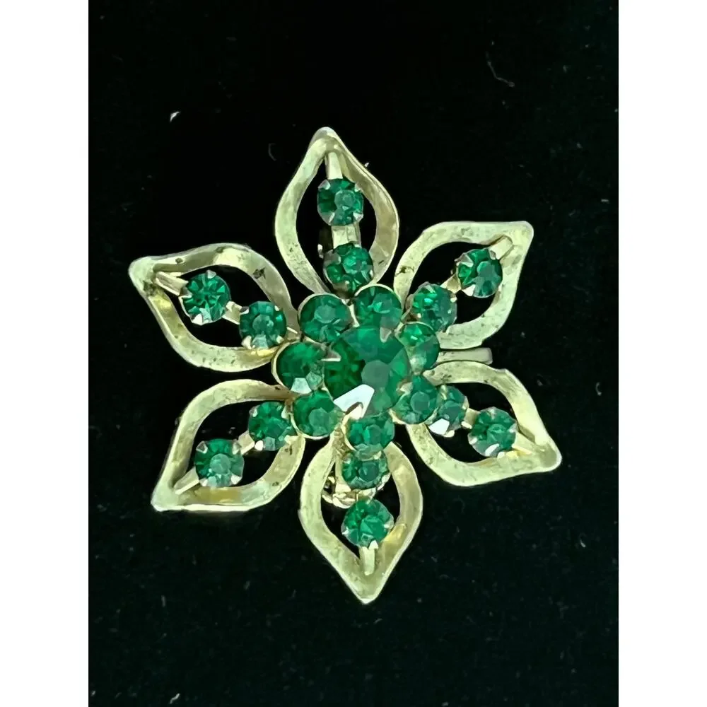 VTG Starburst Brooch Pendant Silver Tone Emerald Color Multi Faceted Rhinestones